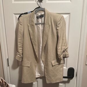 Zara Women's Beige Blazer